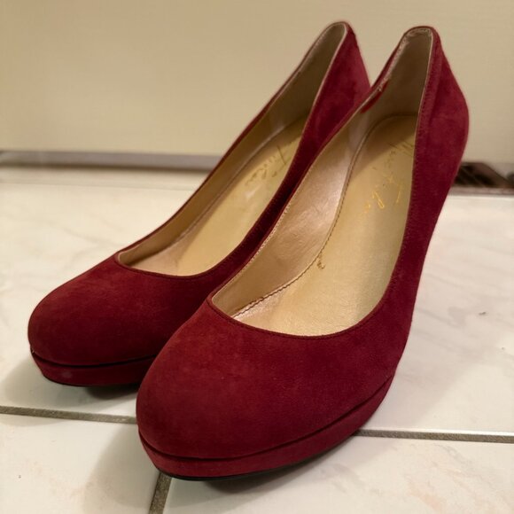 Marc Fisher Burgundy Suede Heels US 6 - Picture 2 of 4